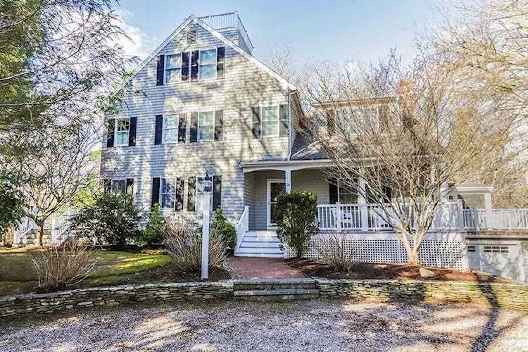 516 South Main Street Centerville, MA 02632