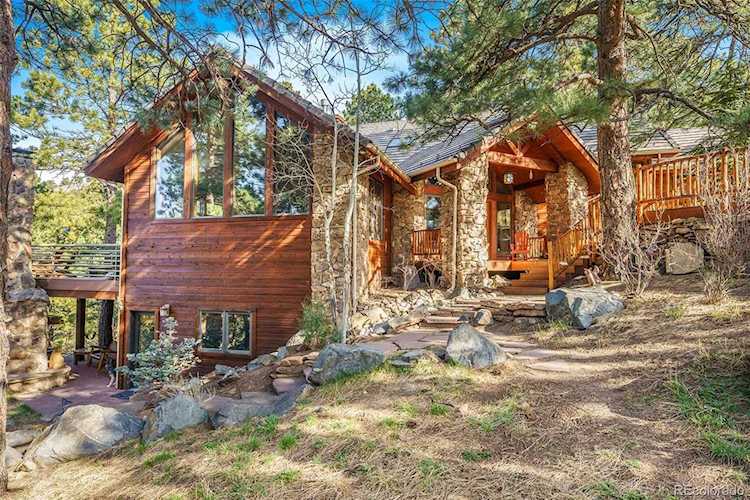2245 Stonecrop Way Golden, CO 80401