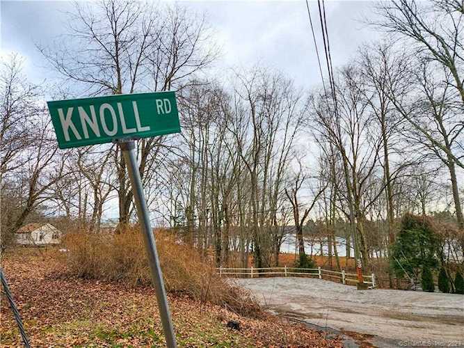 26 Knoll Road East Haddam, CT 06469