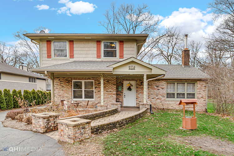 2S254 Madison St Wheaton, IL 60189