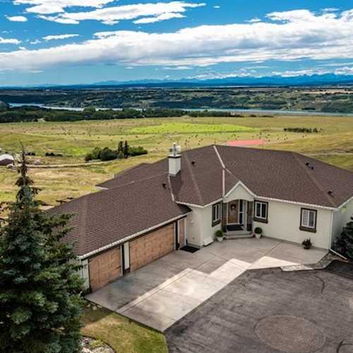 39 Bearspaw Pointe Place Rural Rocky View County, AB T3L 2P5