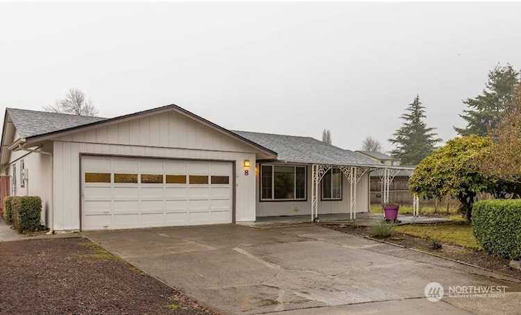 8 Ash Place Longview, WA 98632