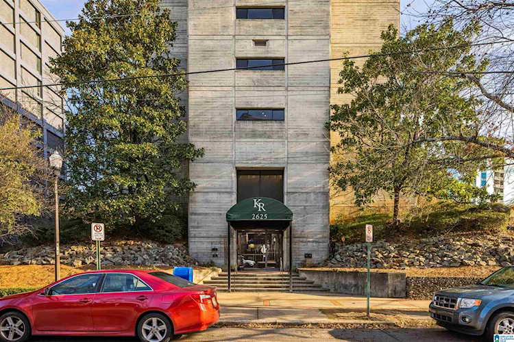 2625 Highland Avenue #701 Birmingham, AL 35205
