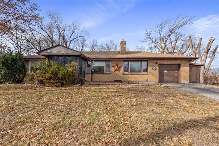 2204 S 50th St, Kansas City, KS 66106 | home for sale Photo 1