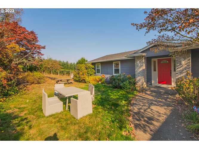 19515 SW Chapman RD Sherwood, OR 97140