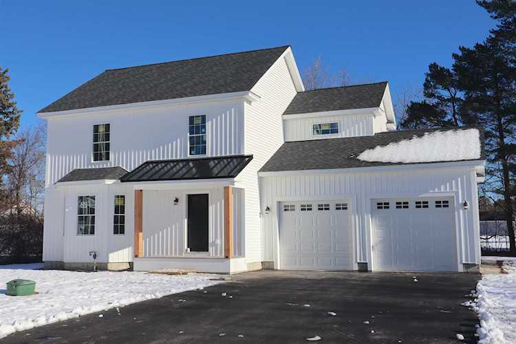 13 Drew St Concord, NH 03301