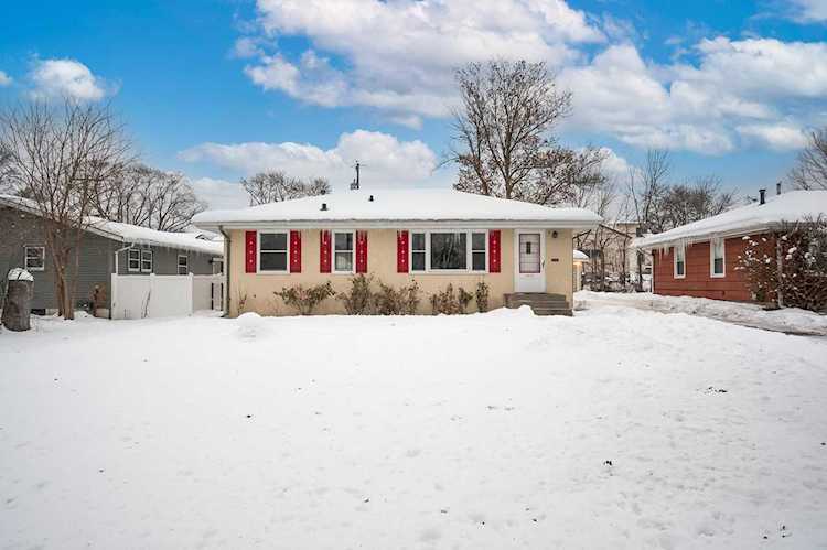 4568 Halifax Avenue N Robbinsdale, MN 55422