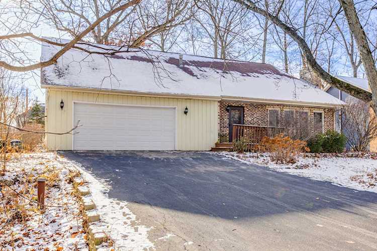 29W219 Helen Ave West Chicago, IL 60185