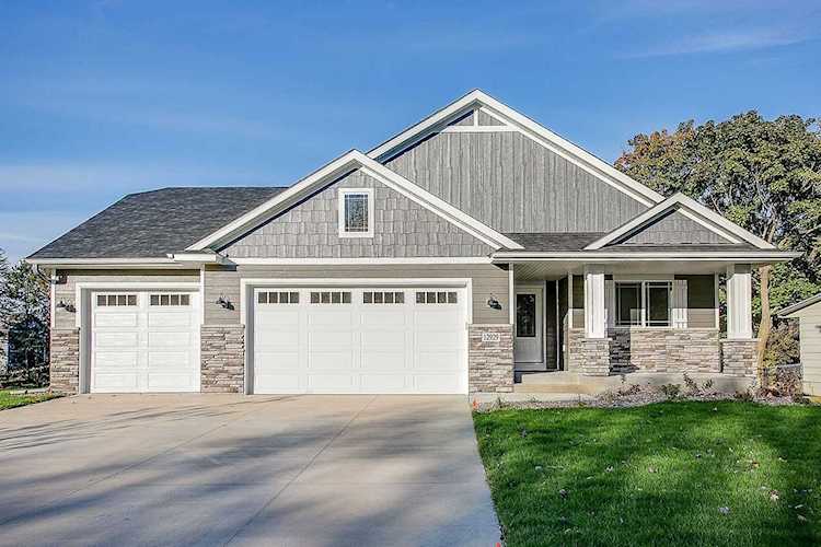 12929 Valley Forge Ln N Champlin, MN 55316