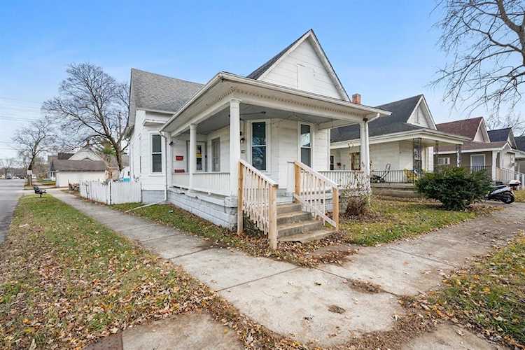 741 Reed St Columbus, IN 47201 | MLS 21895233 Photo 1