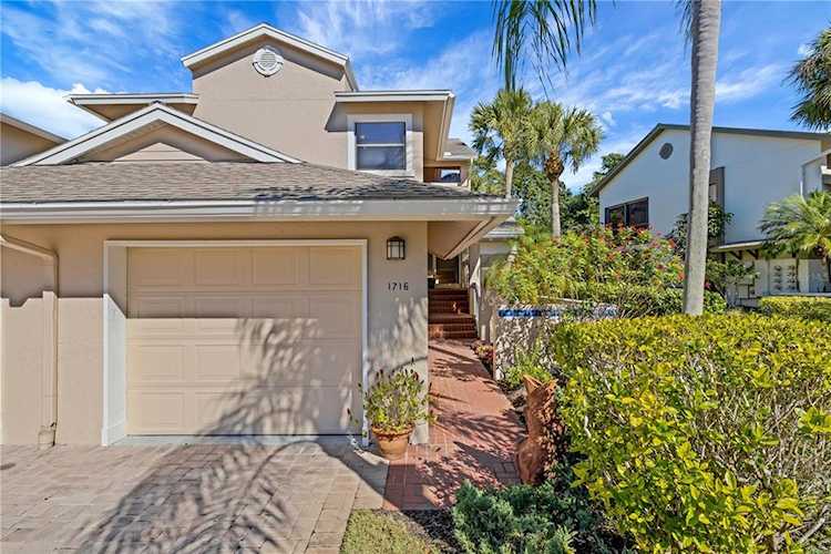 1716 Starling Dr #204 Sarasota, FL 34231