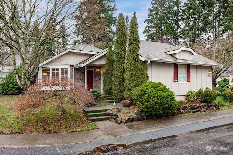 18304 NE 92nd Ct Redmond, WA 98052