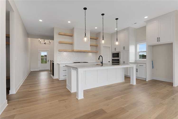 11428 Bluestem Dr Kearney, MO 64060