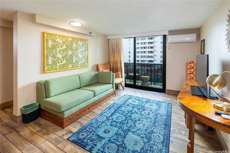 2425 Kuhio Avenue #607 Honolulu, HI 96815 | MLS 202300379 Photo 1