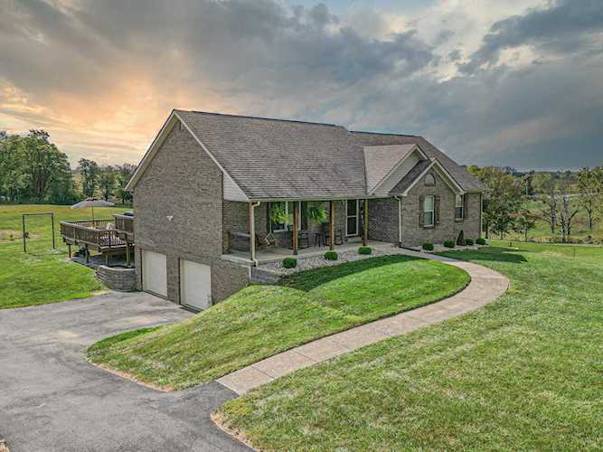 2798 Lucas Ln Frankfort, KY 40601 | MLS 22024238 Photo 1