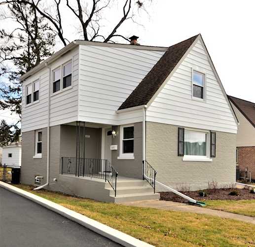 1317 Heidorn Ave Westchester, IL 60154