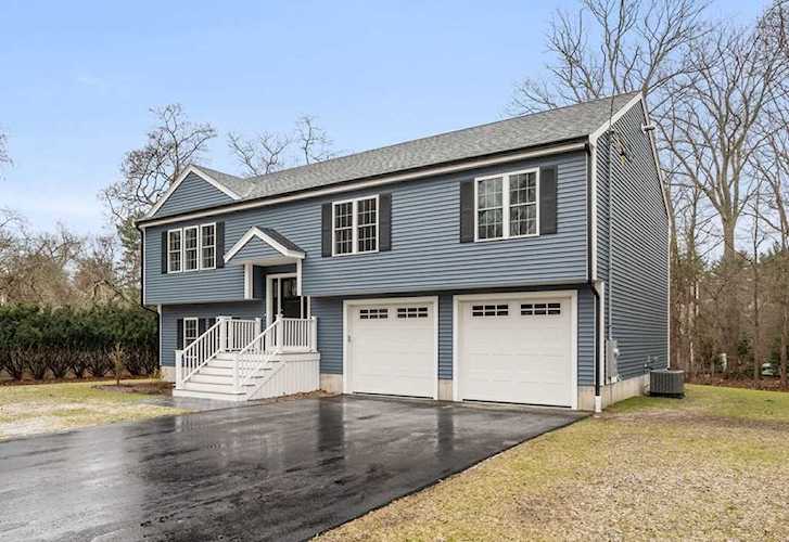 736 Linwood St, Abington, MA 02351 - $740,000 - MLS#73057380 Photo 1
