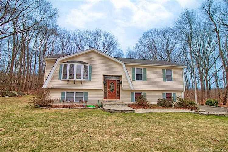 22 Maria Hotchkiss Road Prospect, CT 06712