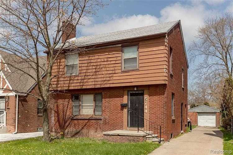 5744 Whittier St Detroit, MI 48224