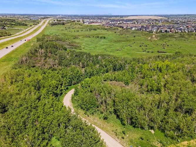 22900 Macleod Trl SE Calgary, AB T2X 4R7