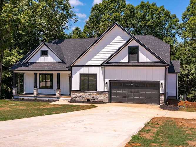 198 Tymberbrook Lyman, SC 29365