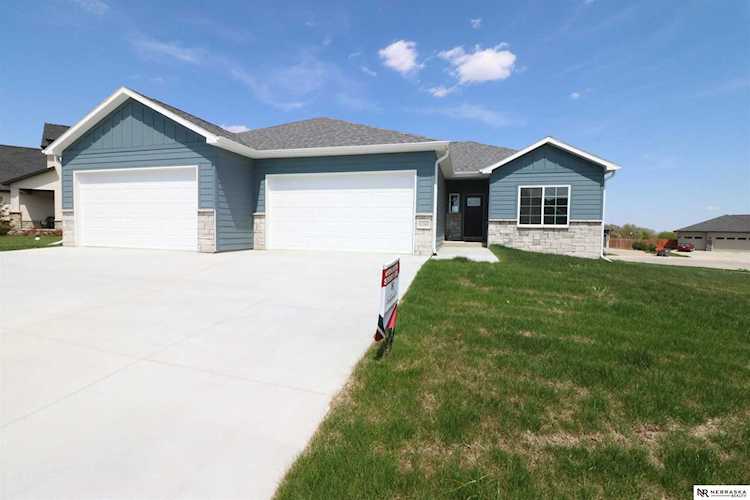 6240 S 97th Circle Lincoln, NE 68526