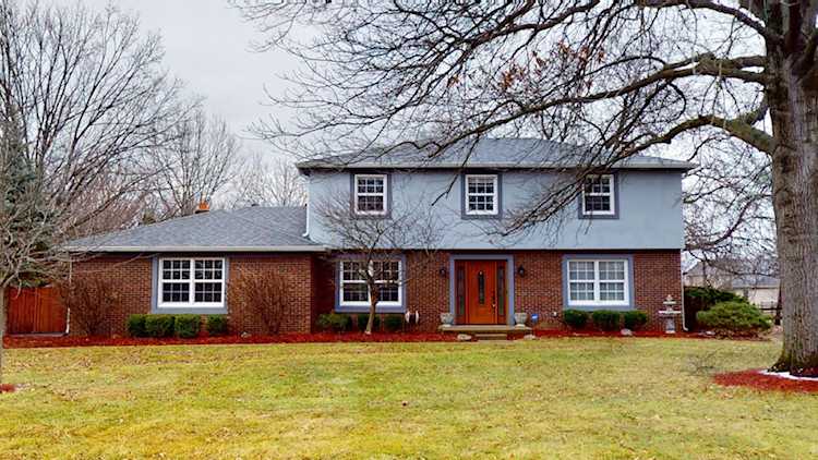 947 E Village Dr Carmel, IN 46032