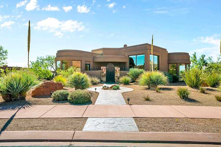 1067 Grandview DR N Ivins, UT 84738