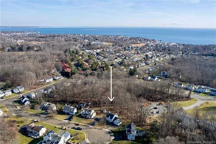 45 Shadows End Lane Milford, CT 06460