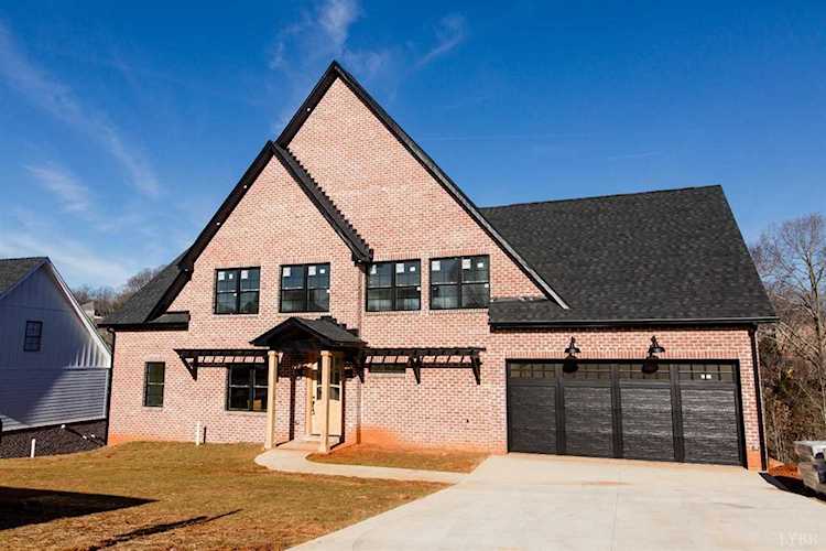 1218 Whispering Springs Ct Forest, VA 24551