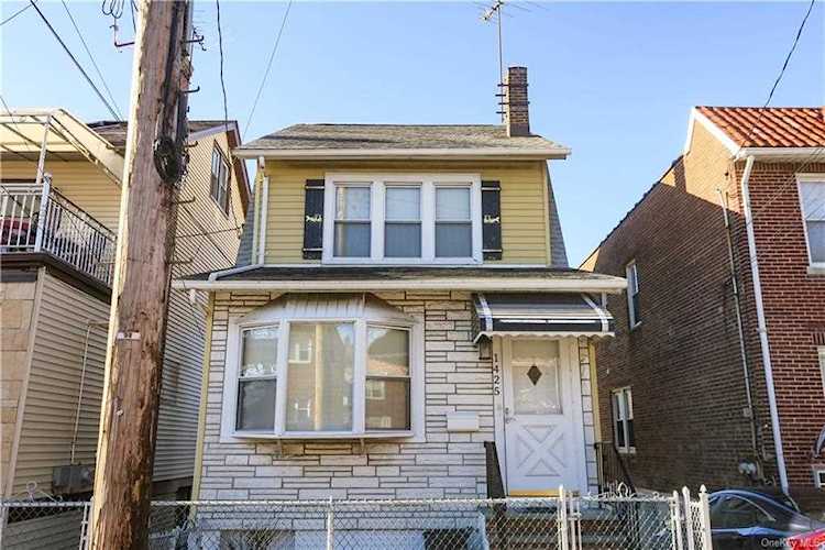 1425 Merry Avenue Bronx, NY 10461