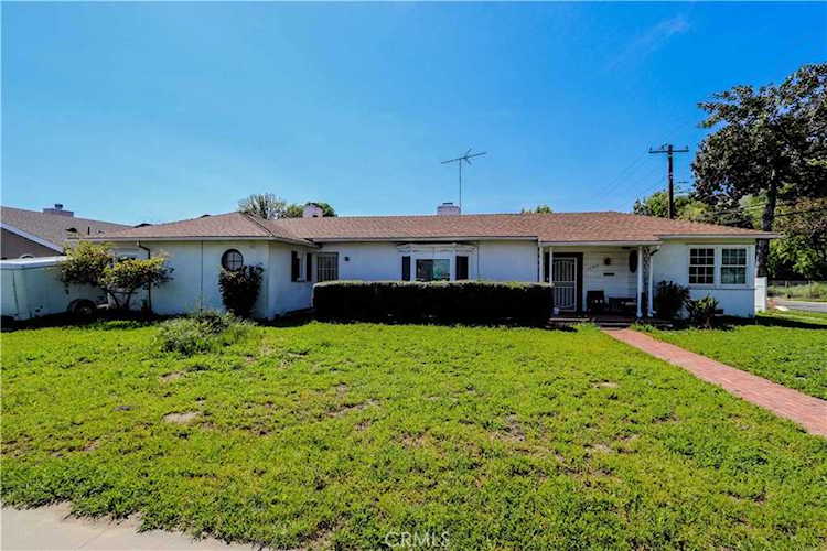 17303 Bixby Ave Bellflower, CA 90706