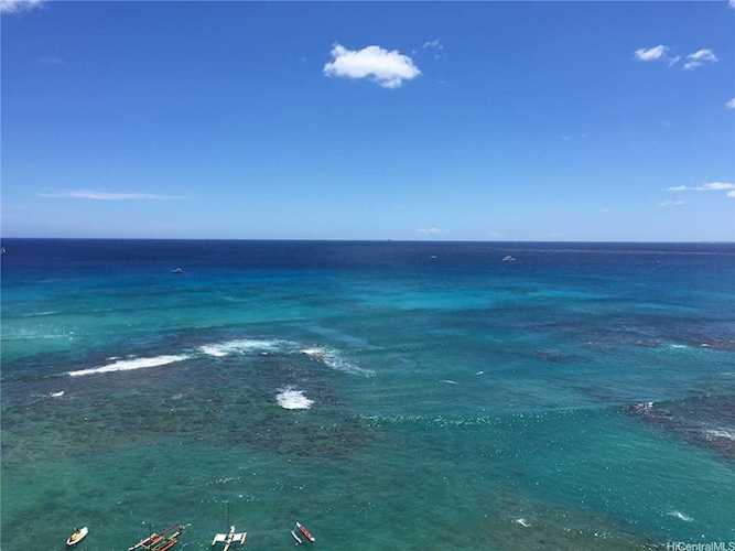 2895 Kalakaua Avenue #1704 condo for sale in Honolulu, HI 202300863 - Oahu Real Estate Photo 1