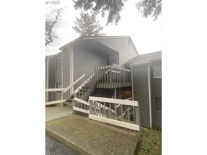 44 Eagle Crest DR #23 Lake Oswego, OR 97035