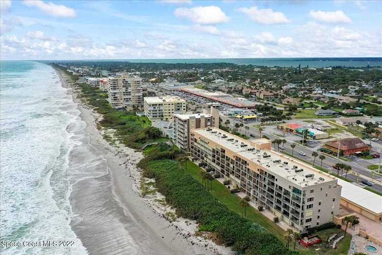 995 N Highway A1A #306 Indialantic, FL 32903