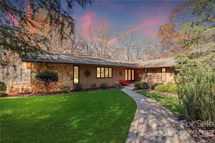 15154 Annalong Rd Charlotte, NC 28278