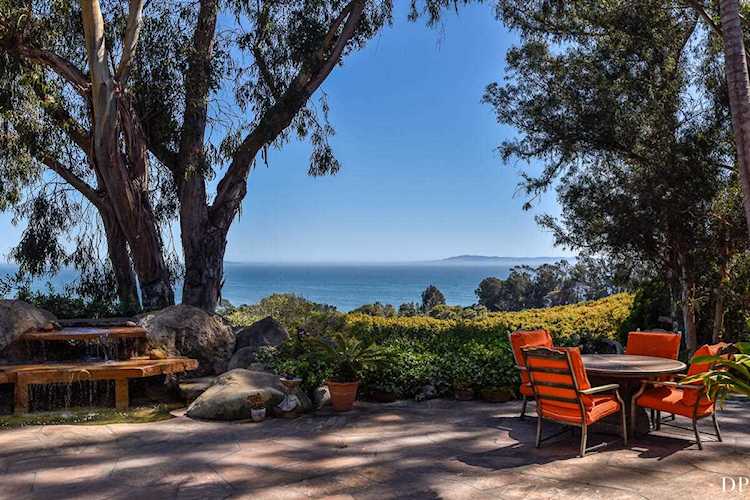 6635 Arozena Lane Carpinteria, CA 93013