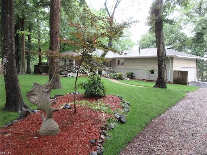 162 Mura Ct Newport News, VA 23608 | MLS 10470130 Photo 1