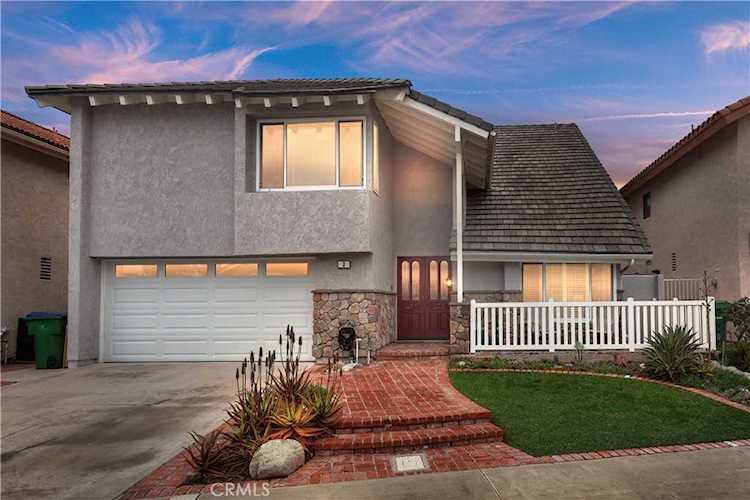 3 Williamsburg Irvine, CA 92620 | MLS OC22243751 Photo 1