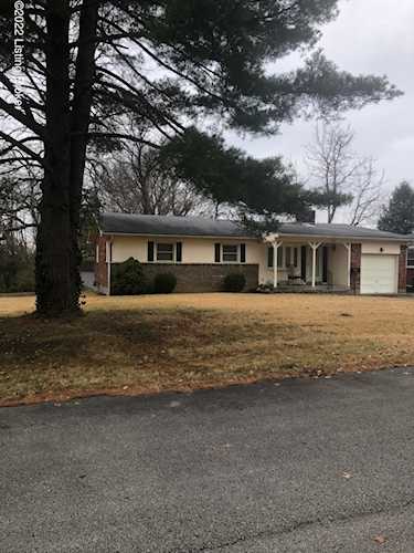 8312 Twisted Pine Rd Louisville, KY 40219
