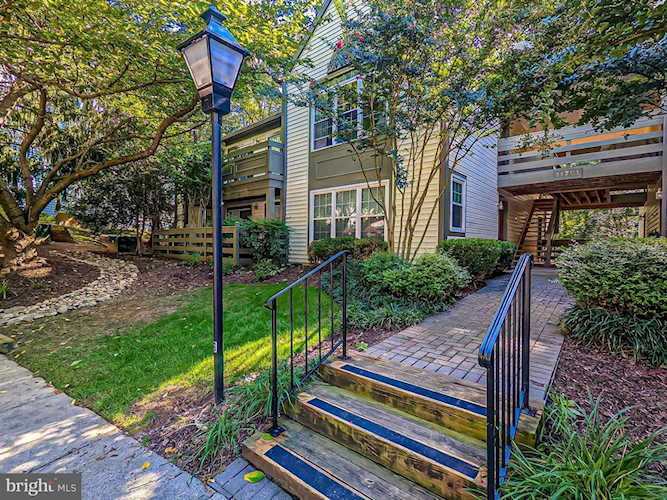 11701B Karbon Hill Ct #502B Reston, VA 20191
