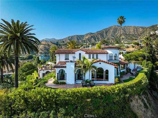 330 Kempton Rd Glendale, CA 91202