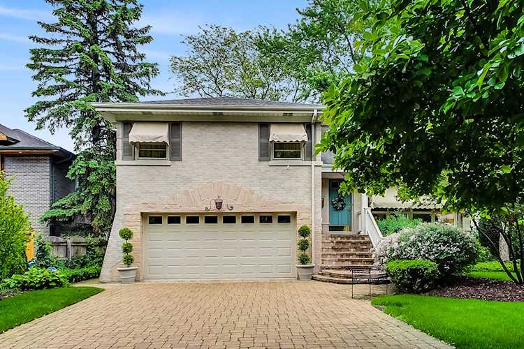 537 N York Rd Hinsdale, IL 60521