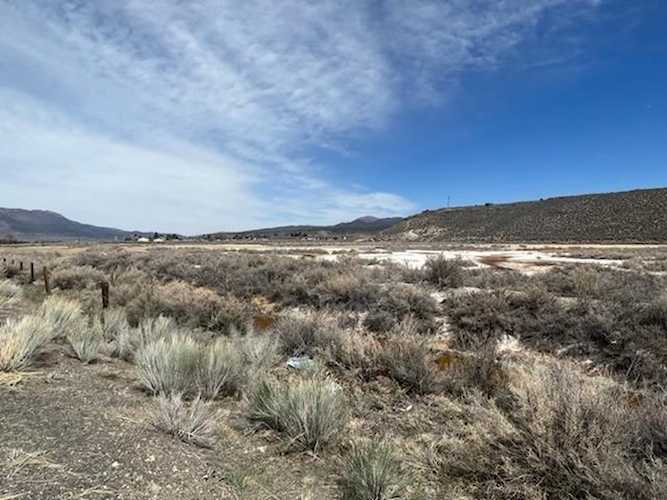 186 Milk Ranch Road Bridgeport, CA 93517