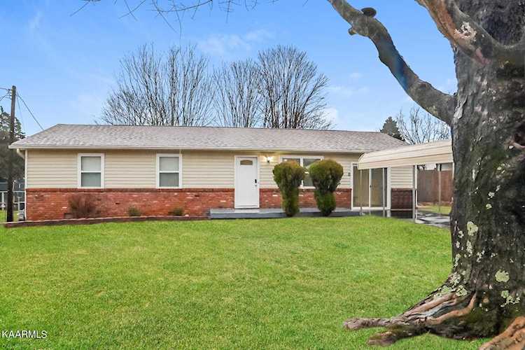 1124 Roswell Rd Knoxville, TN 37923