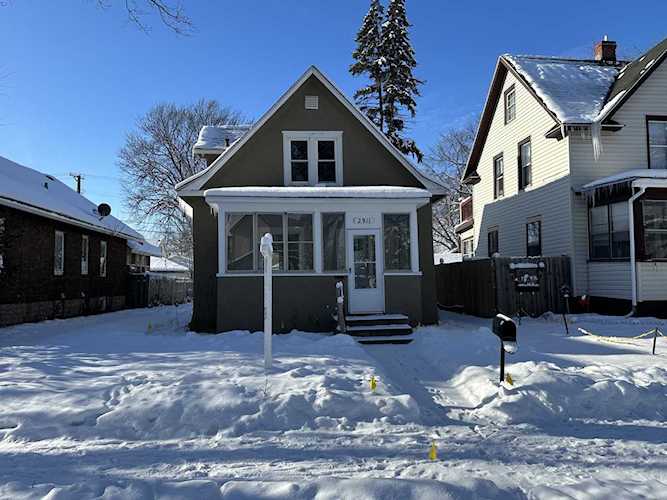 2911 Russell Avenue N Minneapolis, MN 55411 | MLS 6324147 Photo 1
