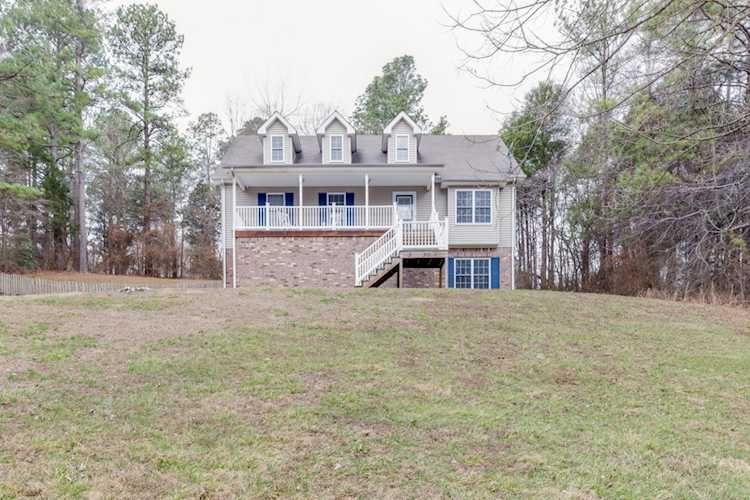212 Brady Dr Dickson, TN 37055 | MLS 2476895 Photo 1