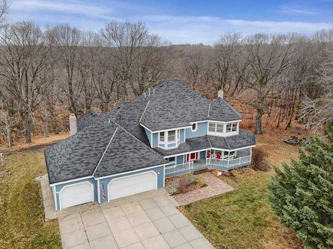5320 Dahlgren Road Carver, MN 55318