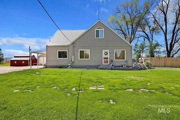155 S 3rd St E Paul, ID 83347