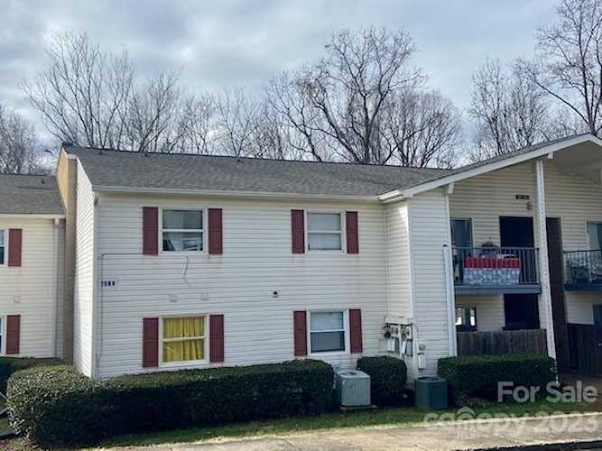 7984 Shady Oak Trl Charlotte, NC 28210